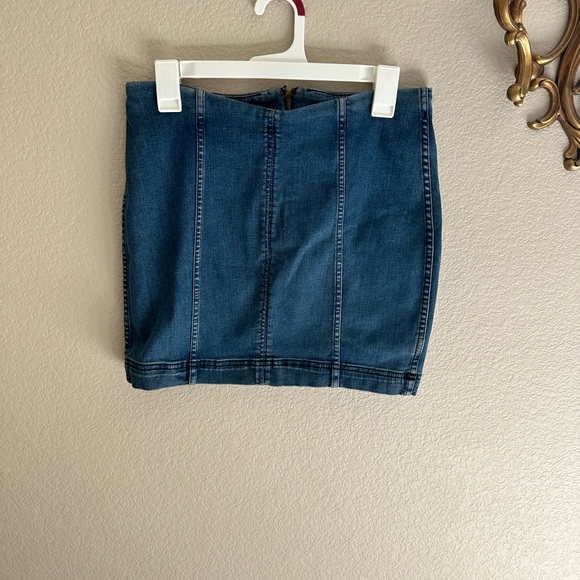 Free people denim mini skirt size 10 - Picture 4 of 4